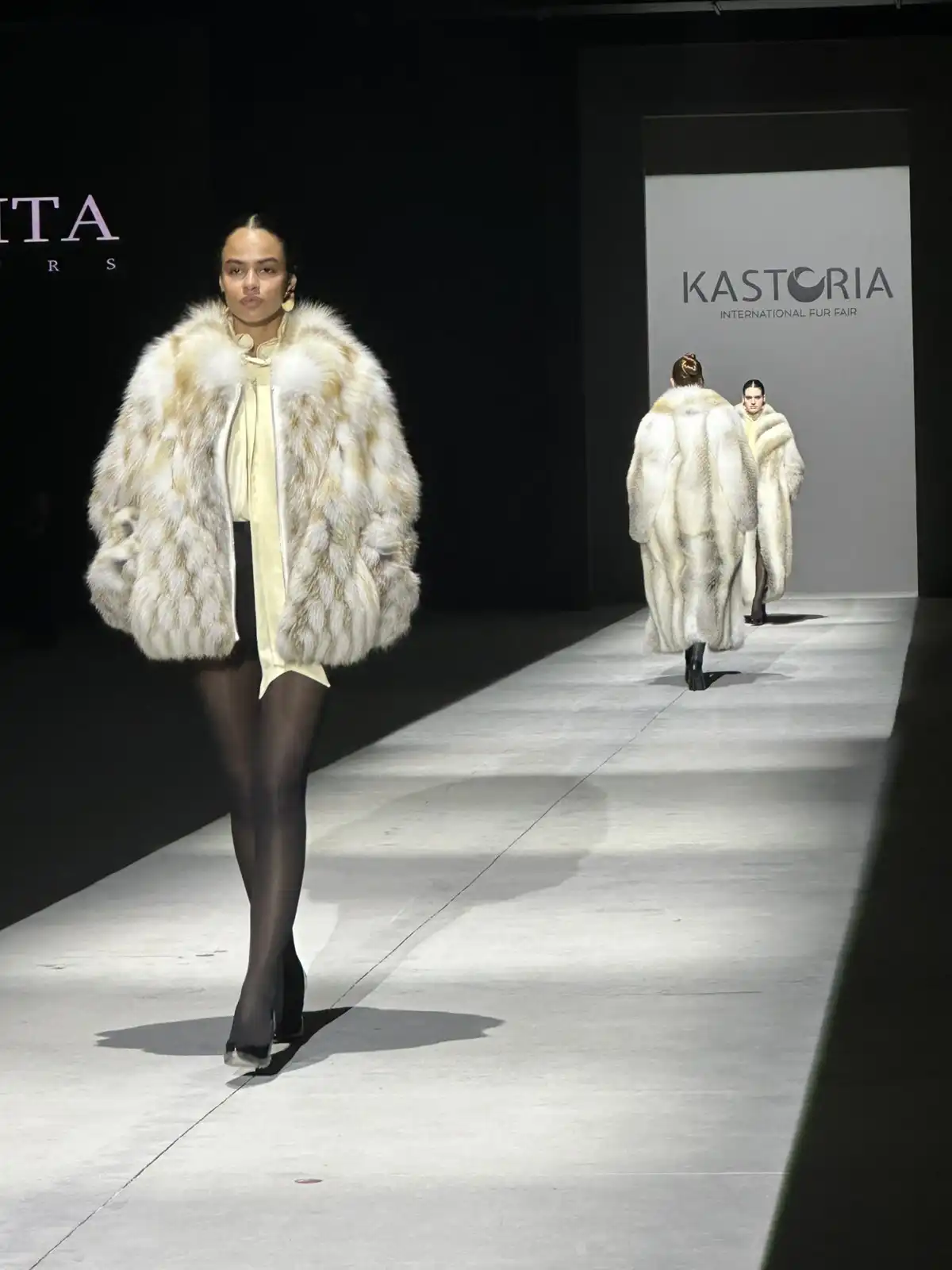 Ολοκληρώθηκε η 51η Διεθνής Έκθεση Γούνας Καστοριάς #5