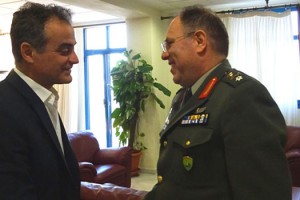 Τον Περιφερειάρχη Δυτικής Μακεδονίας Θεόδωρο Καρυπίδη επισκέφθηκε ο νέος Διοικητής της 9ης Ταξιαρχίας Πεζικού Ταξίαρχος Προκόπης Καρατζέτζος