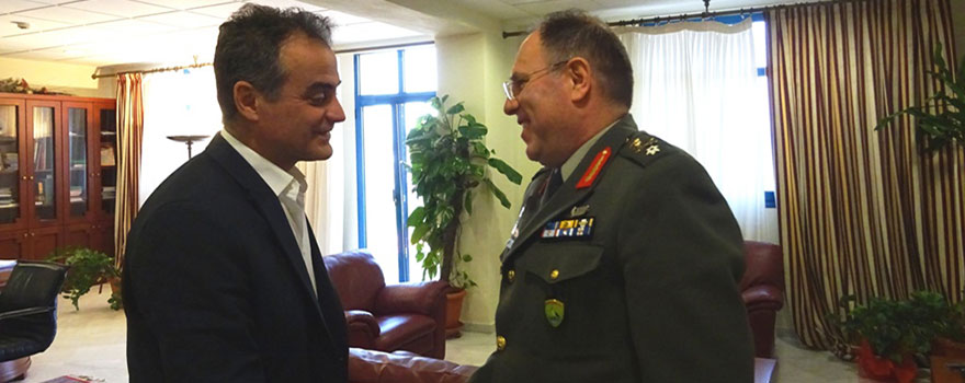 Τον Περιφερειάρχη Δυτικής Μακεδονίας Θεόδωρο Καρυπίδη επισκέφθηκε ο νέος Διοικητής της 9ης Ταξιαρχίας Πεζικού Ταξίαρχος Προκόπης Καρατζέτζος