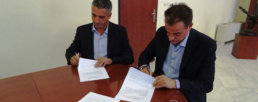 Κέντρο Πιστοποίησης Μανιταροσυλλεκτών στα Γρεβενά - Υπογράφτηκε μεταξύ Περιφερειάρχη και ΕΒΕ Γρεβενών η σχετική σύμβαση
