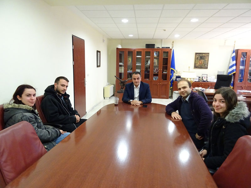 Η ομάδα ρομποτικής του Τμήματος Μηχανικών Πληροφορικής και Τηλεπικοινωνιών του Πανεπιστημίου Δυτικής Μακεδονίας επισκέφθηκε τον Περιφερειάρχη 2