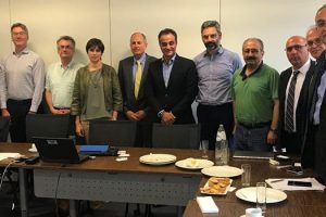 Περιφερειάρχης Δυτικής Μακεδονίας και Δήμαρχοι Ενεργειακών Δήμων: «Συνεχίζεται ο διάλογος με την Ευρωπαϊκή Επιτροπή για την εξειδίκευση της υποστήριξης της Περιφέρειας Δυτικής Μακεδονίας για τα θέματα μετάβασης»