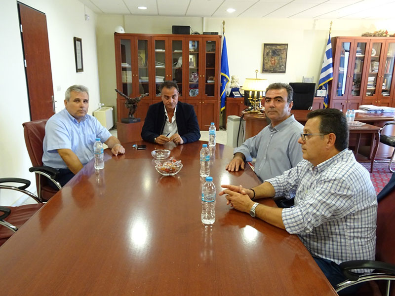Επίσκεψη του Προεδρείου του Περιφερειακού ΙΝΕ ΓΣΕΕ στον Περιφερειάρχη Θ. Καρυπίδη