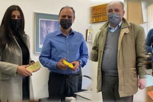 Επίδοση δωροεπιταγών από την Αντιπεριφερειάρχη Παιδείας και Πολιτισμού κα Πουταχίδου Όλγα