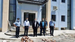 Τo υπό κατασκευή Αστυνομικό Μέγαρο Γρεβενών επισκέφθηκε ο Γ.Γ. του Υπουργείου Προστασίας του Πολίτη Κωνσταντίνος Τσουβάλας, συνοδευόμενος από τον Περιφερειάρχη Δυτικής Μακεδονίας Γιώργο Κασαπίδη 1