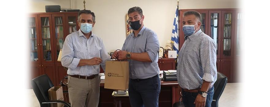 Άμεσα να αποζημιωθούν οι φασολοπαραγωγοί της Περιφέρειας, που επλήγησαν στο στάδιο της ανθοφορίας του φυτού  από τις υψηλές θερμοκρασίες, ζήτησε από τον Αντιπρόεδρο του ΕΛΓΑ ο Περιφερειάρχης Δυτικής Μακεδονίας 1