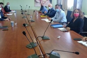 Συνάντηση του Περιφερειάρχη Γιώργου Κασαπίδη με τον Πρύτανη του Πανεπιστημίου Δυτικής Μακεδονίας Θεόδωρο Θεοδουλίδη, για την πρόοδο των έργων του Πανεπιστημίου στη Φλώρινα