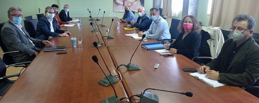 Συνάντηση του Περιφερειάρχη Γιώργου Κασαπίδη με τον Πρύτανη του Πανεπιστημίου Δυτικής Μακεδονίας Θεόδωρο Θεοδουλίδη, για την πρόοδο των έργων του Πανεπιστημίου στη Φλώρινα
