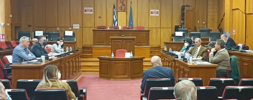 Συνάντηση Εργασίας διοργανώθηκε από την Αντιπεριφέρεια Οικονομικών και Διοίκησης υπό τον Περιφερειάρχη Γιώργο Κασαπίδη τη Δευτέρα 7 Φεβρουαρίου στην αίθουσα του Περιφερειακού Συμβουλίου με τα υπηρεσιακά στελέχη που θα συνδράμουν στο έργο της Περιφερειακής Αρχής για τη μετάβαση στο διπλογραφικό σύστημα (β)