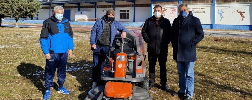 Παράδοση από την Περιφέρεια στον ΑΙΟΛΟ Μακεδονίας του Γεωργικού Ελκυστήρα (β)