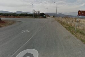Η Διεύθυνση Τεχνικών Έργων (Έδρα) της Περιφέρειας Δυτικής Μακεδονίας, ενημερώνει τους οδηγούς των οχημάτων που κινούνται στην Ε.Ο.3 Κοζάνης – Λάρισας, ότι η οδός παρουσιάζει καθίζηση