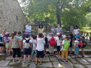 Το Κέντρο Εκπαίδευσης για το Περιβάλλον και την Αειφορία Βελβεντού «φυτεύει τον σπόρο» για την προστασία του Περιβάλλοντος  σε μικρούς μαθητές – Επίσκεψη του Περιφερειάρχη Δυτικής Μακεδονίας Γιώργου Κασαπίδη στο Κέντρο Εκπαίδευσης 1