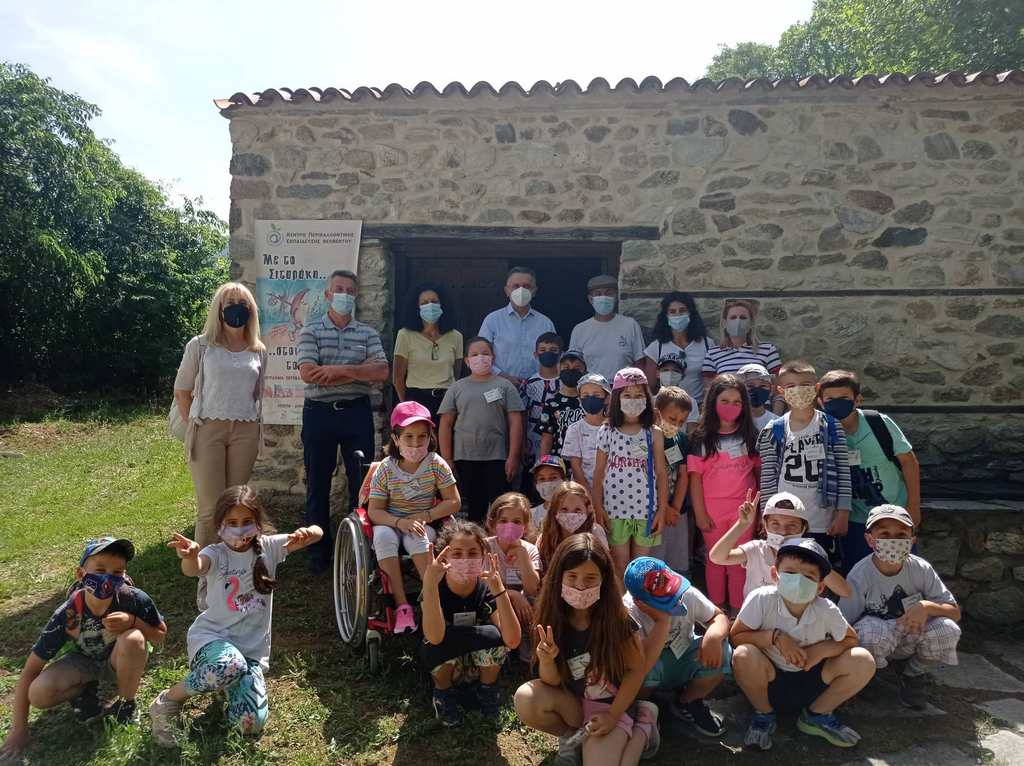 Το Κέντρο Εκπαίδευσης για το Περιβάλλον και την Αειφορία Βελβεντού «φυτεύει τον σπόρο» για την προστασία του Περιβάλλοντος  σε μικρούς μαθητές – Επίσκεψη του Περιφερειάρχη Δυτικής Μακεδονίας Γιώργου Κασαπίδη στο Κέντρο Εκπαίδευσης 3