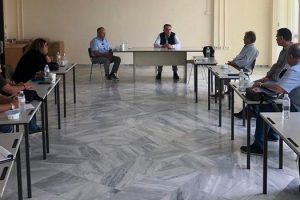 Παρουσία Περιφερειάρχη πραγματοποιήθηκε Σύσκεψη μεταξύ του Αντιπεριφερειάρχη Αγροτικής Ανάπτυξης και των Διευθυντών των Κτηνιατρικών Υπηρεσιών της Δυτικής Μακεδονίας με θέμα την υγεία των αγροτικών ζώων της Περιφέρειάς μας 2