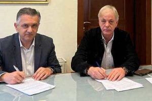 Στο τελικό στάδιο υλοποίησης του έχει εισέλθει το έργο «Βελτίωση Ασφάλειας Οδικού Δικτύου Φλώρινας-Αμυνταίου», προϋπολογισμού 2.000.000,00 € με ΦΠΑ