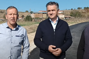 Ολοκληρώθηκε η β’ φάση της Αγροτικής Οδοποιίας στο Λιβαδερό για την βελτίωση της οδικής πρόσβασης σε κτηνοτροφικές εγκαταστάσεις για την στήριξη της Επιχειρηματικότητας και του Πρωτογενή τομέα 3β