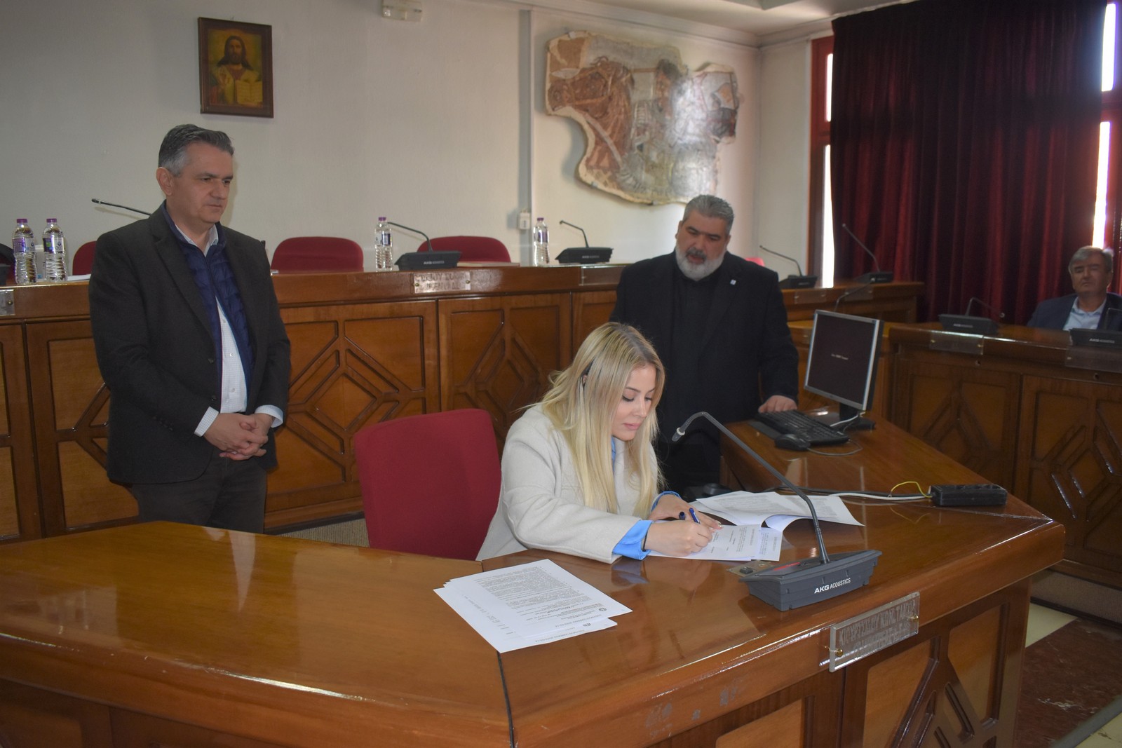 Υπογράφηκε η σύμβαση για την οδοποιία σε επιχειρήσεις του πρωτογενή τομέα του Δήμου Εορδαίας προϋπολογισμού 3.580.000 € -2-