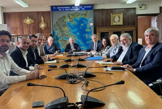 Συνάντηση με τη Διοίκηση του ΟΣΕ για τον εκσυγχρονισμό και τον σχεδιασμό των σιδηροδρομικών δικτύων