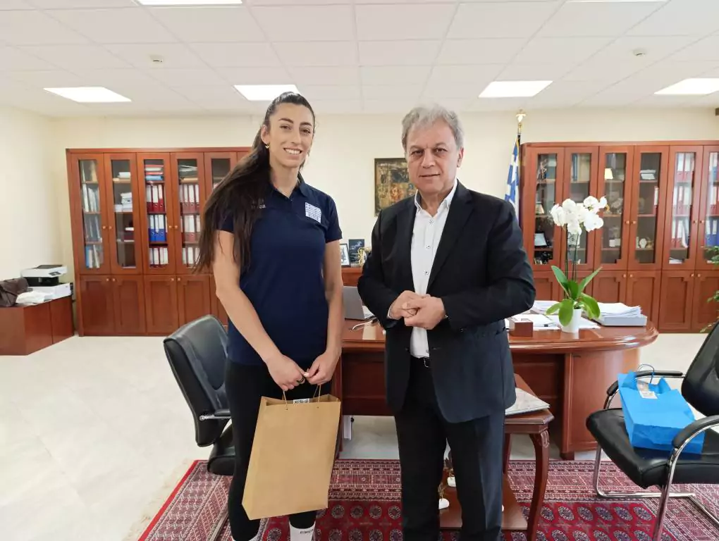 Η επίσκεψη της γυναικείας Εθνικής ομάδας βόλεϊ στον Περιφερειάρχη Δυτικής Μακεδονίας 