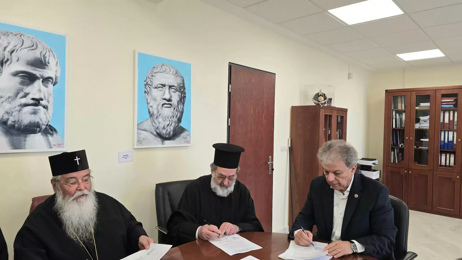 Υπογραφή τριών Προγραμματικών Συμβάσεων για τους Ιερούς Ναούς Αγίου Νικολάου Κοζάνης, Αγία Κυριακή και Άγιο Γεώργιο Σερβίων