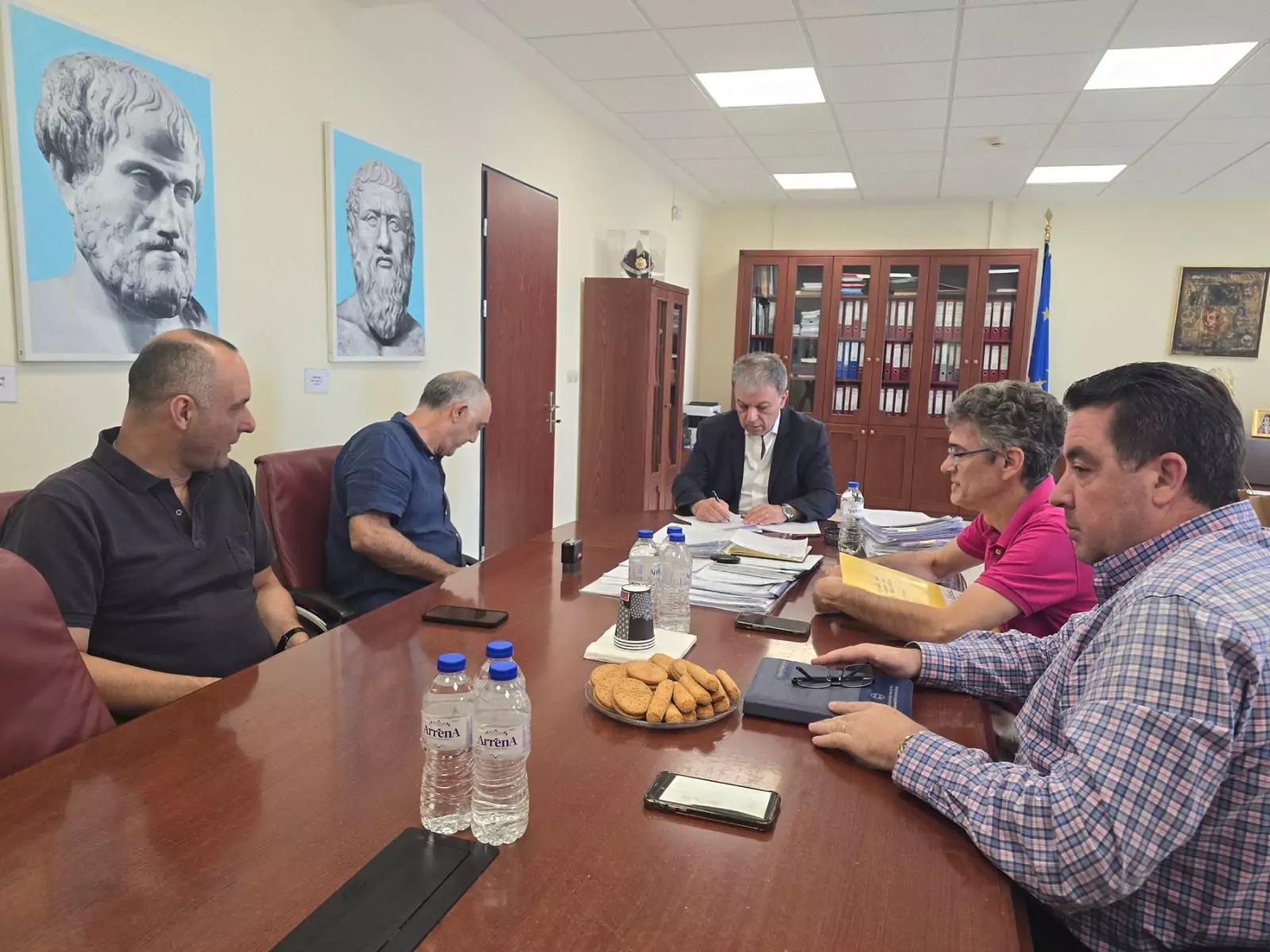 Υπογραφή Σύμβασης για τις «ΝΕΕΣ ΚΑΤΑΣΚΕΥΕΣ – ΣΥΝΤΗΡΗΣΗ ΟΔΙΚΟΥ ΗΛΕΚΤΡΟΦΩΤΙΣΜΟΥ 2024-2025»