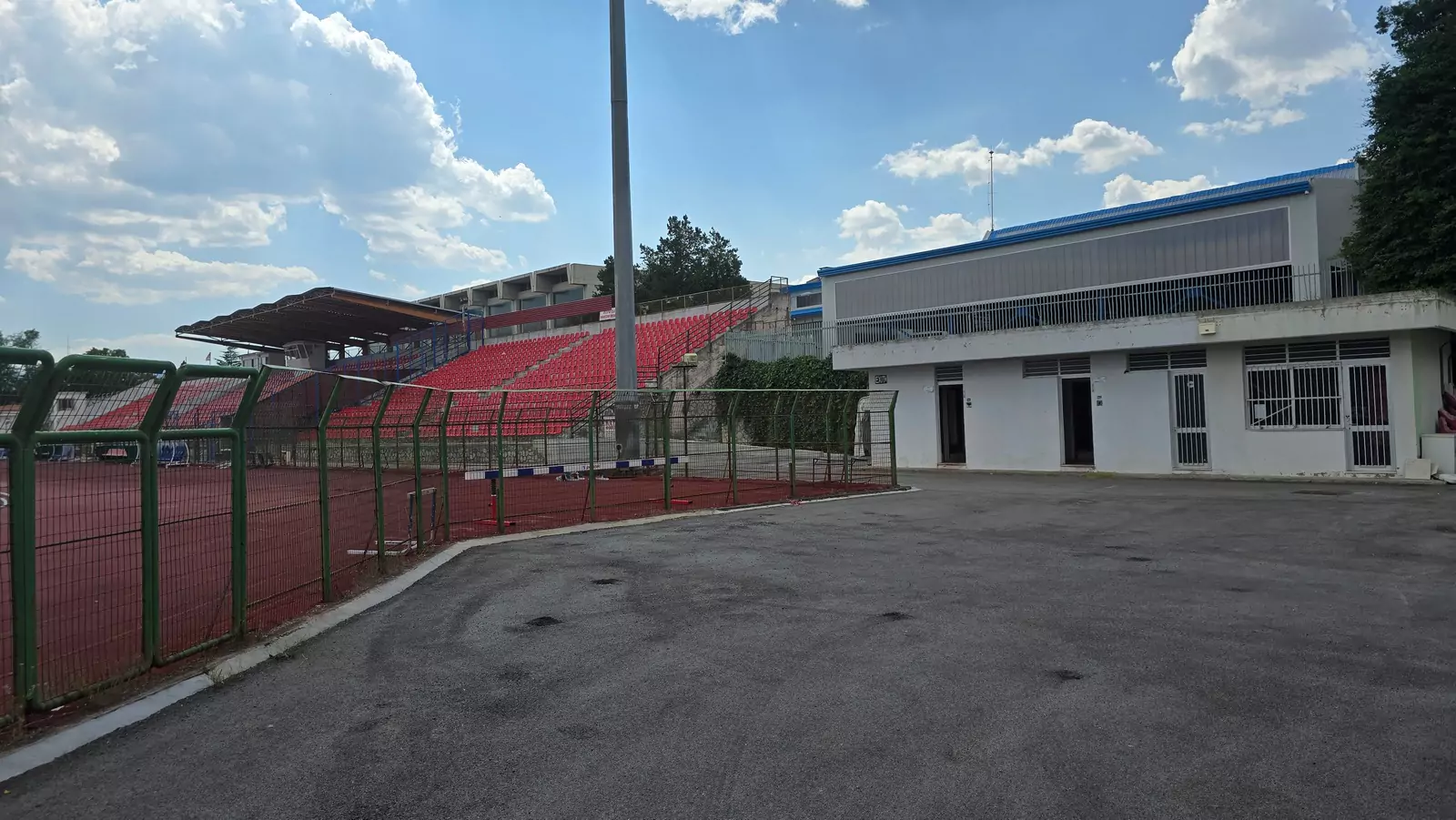 Υποδομές πρόσβασης και ανακαίνιση χώρων στο ΔΑΚ Κοζάνης
