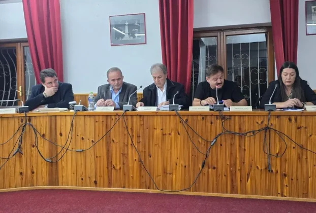 Συνάντηση του Περιφερειάρχη με τους κατοίκους για την οδική σύνδεση Αγιόφυλλου-Δεσκάτης #1