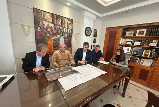 Υπογραφή Σύμβασης για την Αίθουσα πολλαπλών χρήσεων της Π.Ε. Καστοριάς, προϋπ. 1.200.000 €