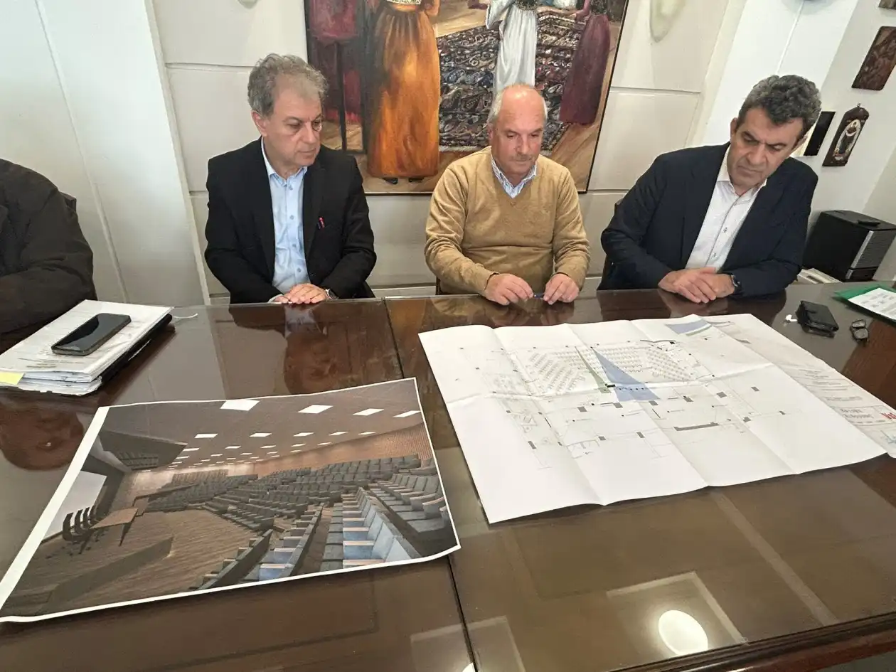Υπογραφή Σύμβασης για την Αίθουσα πολλαπλών χρήσεων της Π.Ε. Καστοριάς, προϋπ. 1.200.000 €