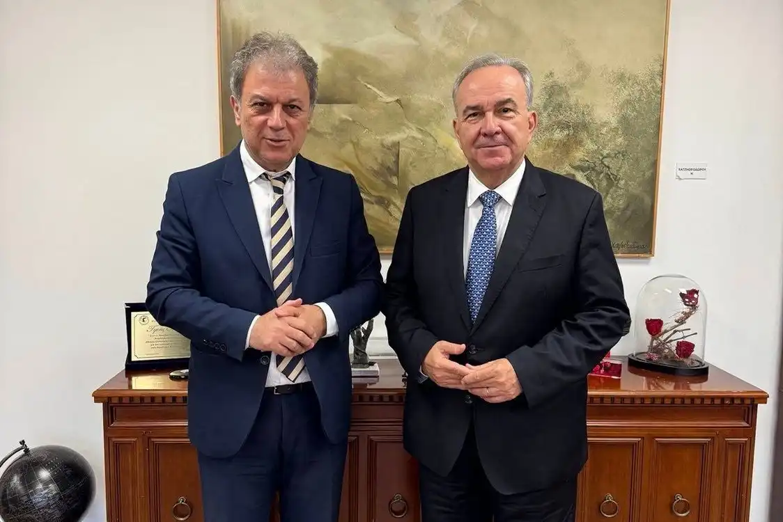 Συνάντηση του Περιφερειάρχη Γιώργου Αμανατίδη με τον Αναπληρωτή Υπουργό Εθνικής Οικονομίας και Οικονομικών κ. Νίκο Παπαθανάση