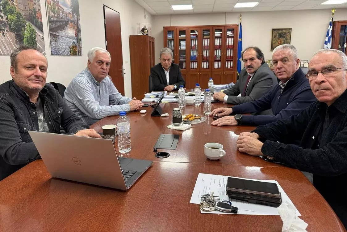 Συνάντηση εργασίας χθες Παρασκευή στο γραφείο του Περιφερειάρχη Δυτικής Μακεδονίας Γιώργου Αμανατίδη για το θέμα των πλημμυρικών φαινομένων στην ευρύτερη περιοχή του Αμυνταίου