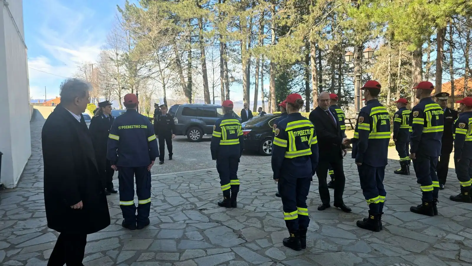 Στη Σχολή Πυροσβεστών Πτολεμαΐδας ο Γ.Γ. Πολιτικής Προστασίας με τον Περιφερειάρχη Δυτικής Μακεδονίας