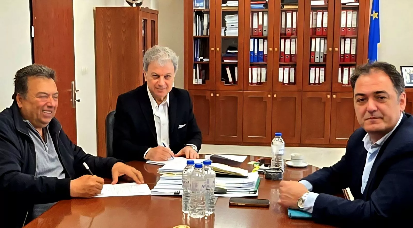 Υπογραφή σύμβασης για το έργο οδικής σύνδεσης «ΒΕΛΤΙΩΣΗ ΟΔΟΥ ΚΕΡΑΣΙΑ-ΜΗΛΙΑ»