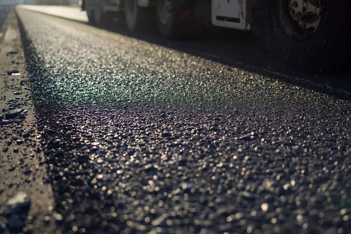 Βελτίωση - ασφαλτόστρωση οδού από διασταύρωση Ε.Ο. Καστοριάς - Φλώρινας μέσω Βιτσίου προς Περικοπή έως Νυμφαίο