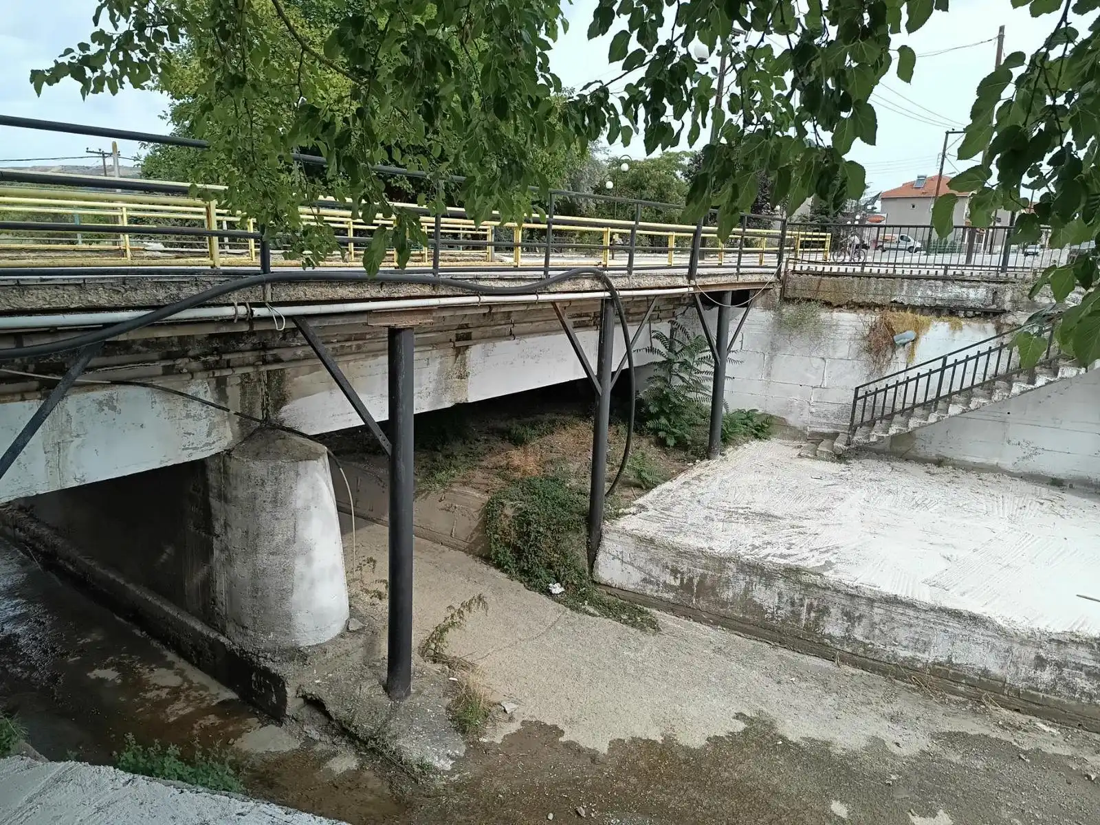 Υπογραφή Σύμβασης για τη Μελέτη Επισκευής και Ενίσχυσης της Γέφυρας στον Οικισμό του Περδίκκα Π.Ε. Κοζάνης