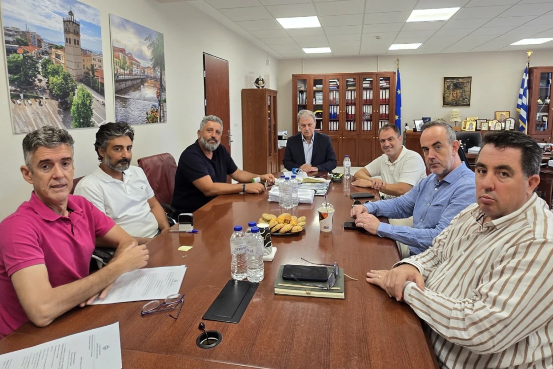 Υπογραφή δύο έργων ενεργειακής και λειτουργικής αναβάθμισης κτιριακών υποδομών του Επιμελητηρίου Κοζάνης από τον Περιφερειάρχη Δυτικής Μακεδονίας