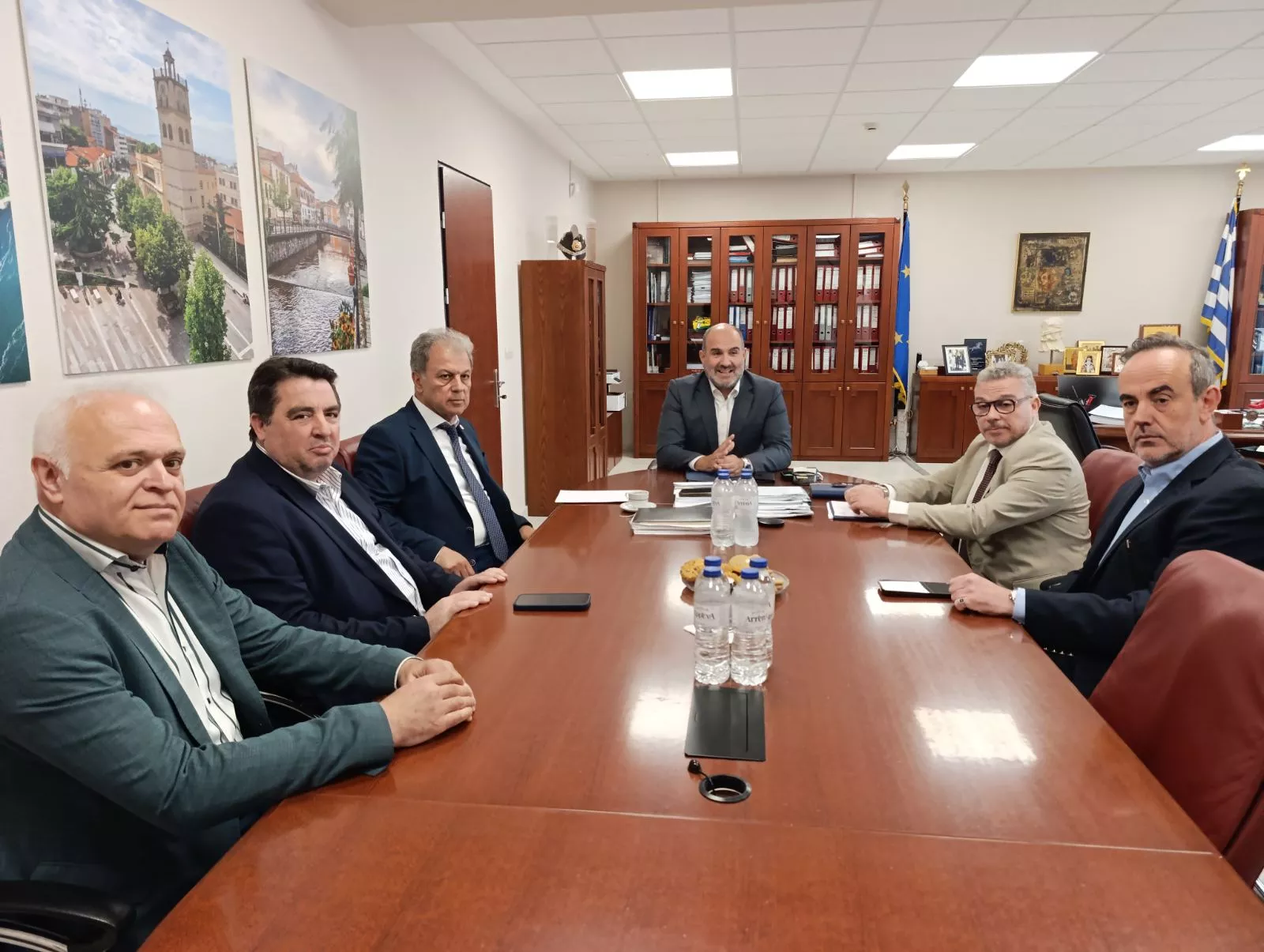 Συνάντηση του Περιφερειάρχη με τον Υφυπουργό Εθνικής Οικονομίας & Οικονομικών #8