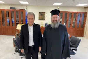 Επίσκεψη του Μητροπολίτη Σισανίου και Σιατίστης Αθανάσιου στον Περιφερειάρχη