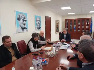 Υπογράφηκε από τον Περιφερειάρχη Δυτικής Μακεδονίας Γιώργο Αμανατίδη η σύμβαση για την Aποκατάσταση του οδικού δικτύου ΠΕ Φλώρινας (ΕΟ Φλώρινα-Πρέσπες)