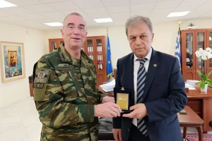 Επίσκεψη του Διοικητή 1ης Στρατιάς στον Περιφερειάρχη Γιώργο Αμανατίδη