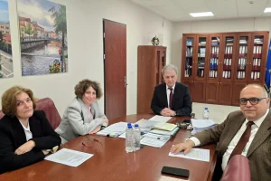 Ο Περιφερειάρχης Δυτικής Μακεδονίας μαζί με τον Αντιπρόεδρο του ΕΦΕΤ στις εγκαταστάσεις όπου θα στεγαστεί το Παράρτημα του ΕΦΕΤ (slider)