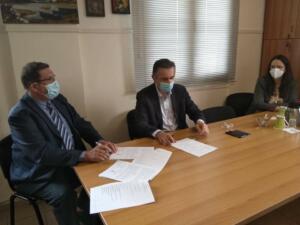 Υπογραφή Προγραμματικής Σύμβασης 2.050.000 € για την Ενεργειακή Αναβάθμιση του Γενικού Νοσοκομείου Καστοριάς παρουσία του Περιφερειάρχη Δυτικής Μακεδονίας Γιώργου Κασαπίδη 1
