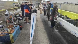 Παραδόθηκε το νέο σύγχρονο κωπηλατικό σκάφος στον Ναυτικό Όμιλο Καστοριάς από την Περιφέρεια Δυτικής Μακεδονίας – Π.Ε. Καστοριάς