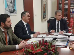 Ανακαίνιση των υφιστάμενων χώρων υγιεινής και δημιουργία υποδομών πρόσβασης  υγιεινής για ΑμέΑ στο στάδιο ποδοσφαίρου ΔΑΚ Κοζάνης